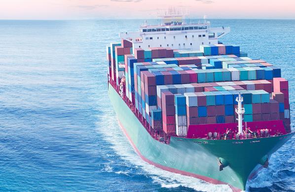 意大利海运物流的重要性以及与之相关的一些挑战和发展趋势如何？