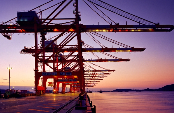 但是面对众多的选择，该如何才能找到适合自己的美国货代呢？