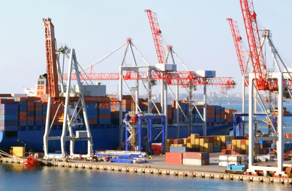 美国货代行业作为全球贸易的关键一环，将继续发挥着不可替代的作用